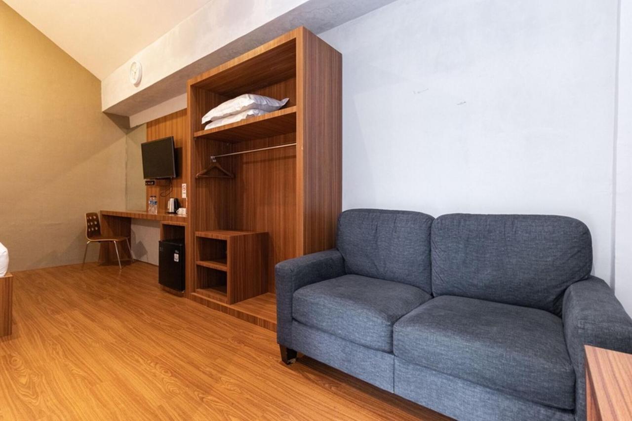 Reddoorz Premium Near Centre Point Mall Medan Kültér fotó